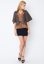 Blouse Batik Jojga Cap Tulis Motif Bali Lengan Kelelawar Model A