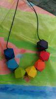 Kalung Kayu Pelangi